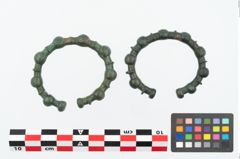 Foto von Bronzeknotenarmreif (NHMW-PRAE-026099)